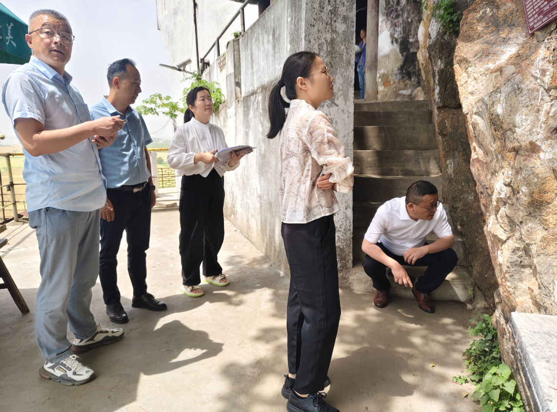 省保单位小孤山风景区摩崖石刻及碑刻匾额二期修缮工程通过完工初验德信体育入口(图1)