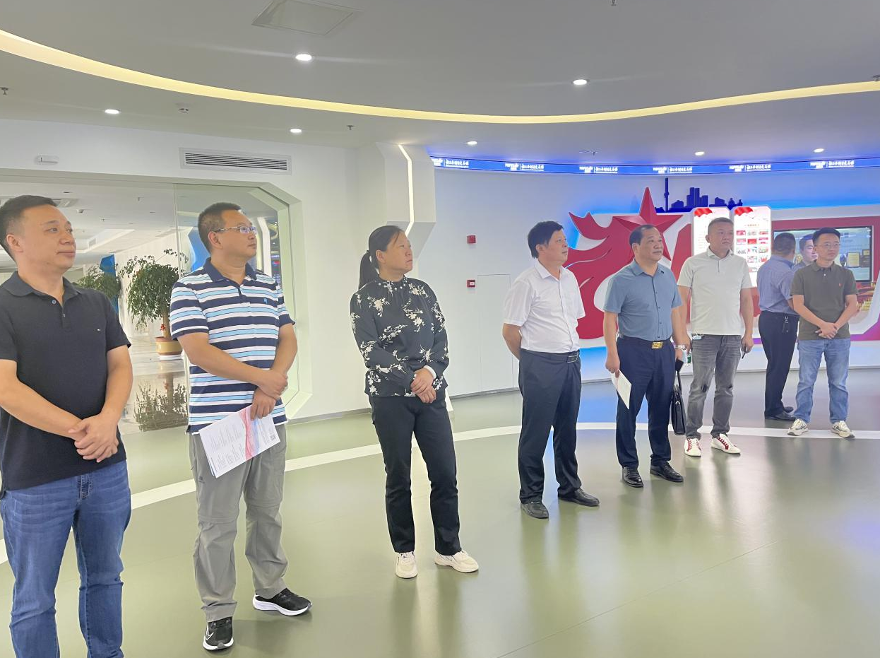 左青嵘赴东莞市开展“双招双引”活动