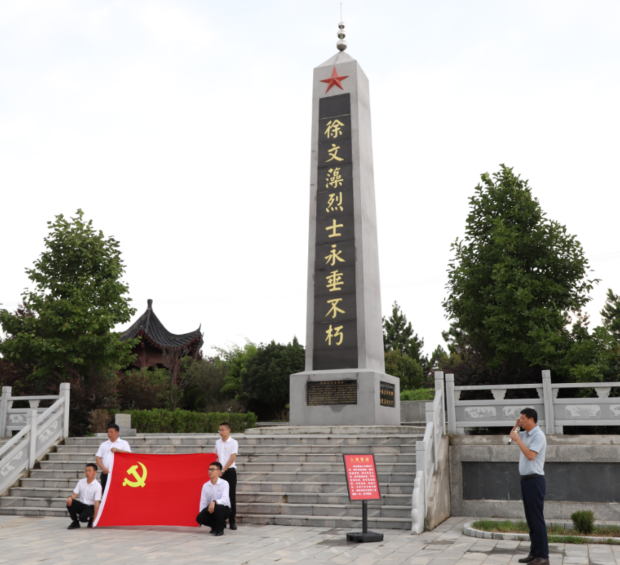 县委政法委、佐坝乡散漫睁开“迎七一•重温入党誓辞”主题党日行动 宿松往事网