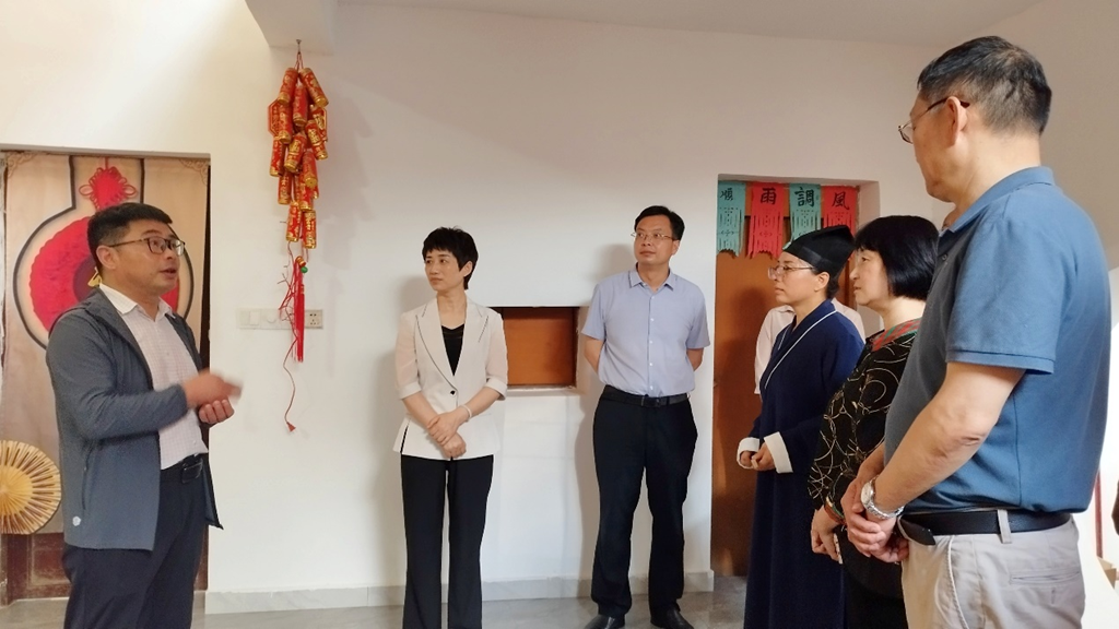 市人大常委会来我县开展依法管理宗教事务情况调研