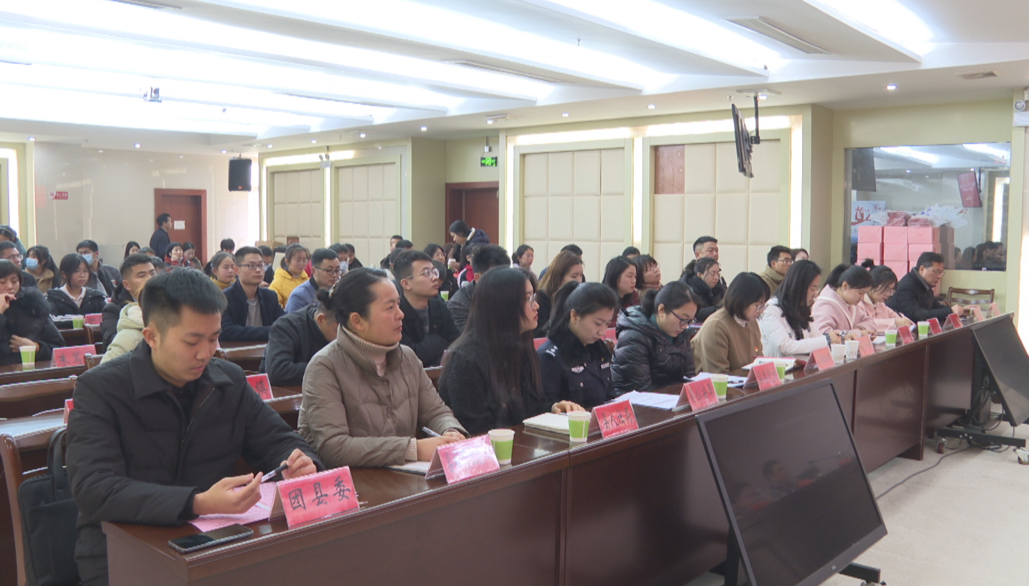 我县举办2023年“学习二十大、永远跟党走、奋进新征程”主题团日活动