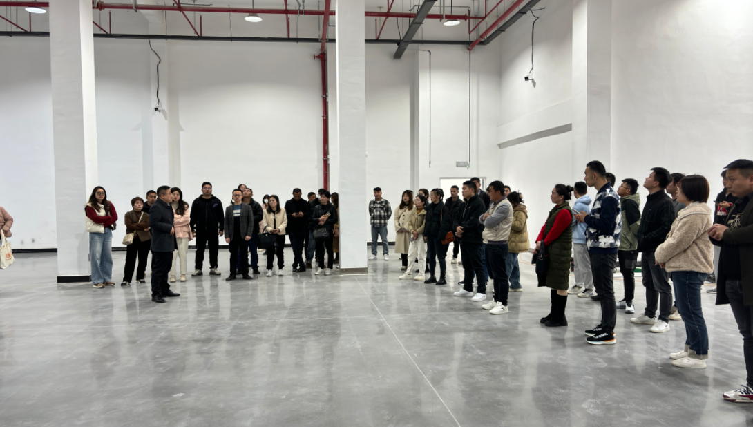  电商交流，“青”创未来——团县委组织电商行业从业青年赴省际毗邻智慧云仓电商  示范园参观学习 宿松新闻网